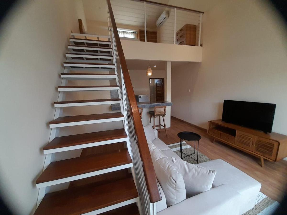 Lotus Lofts Seminyak Apartment Exterior photo
